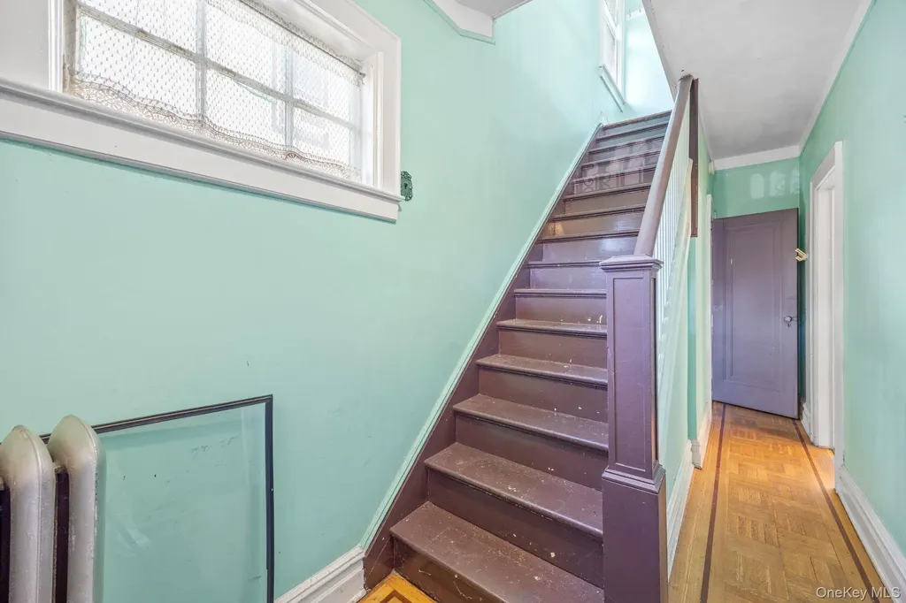 2109 Avenue R Brooklyn NY 11229