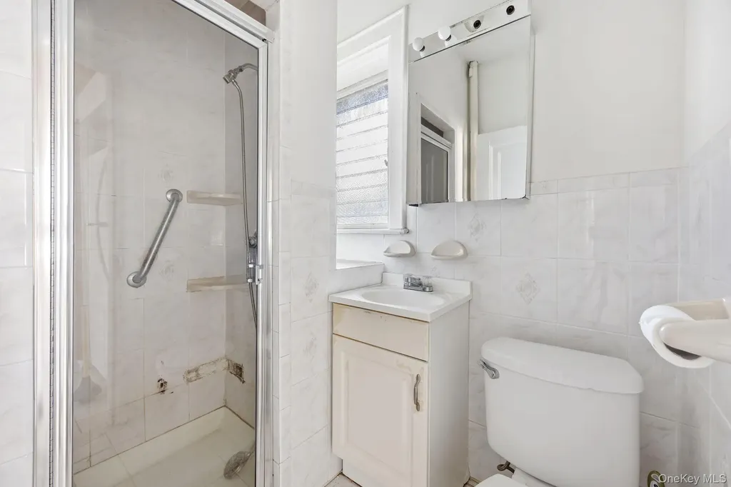 2109 Avenue R Brooklyn NY 11229