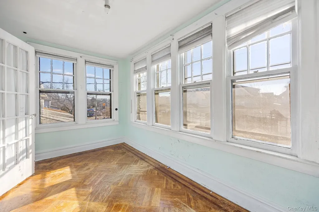 2109 Avenue R Brooklyn NY 11229