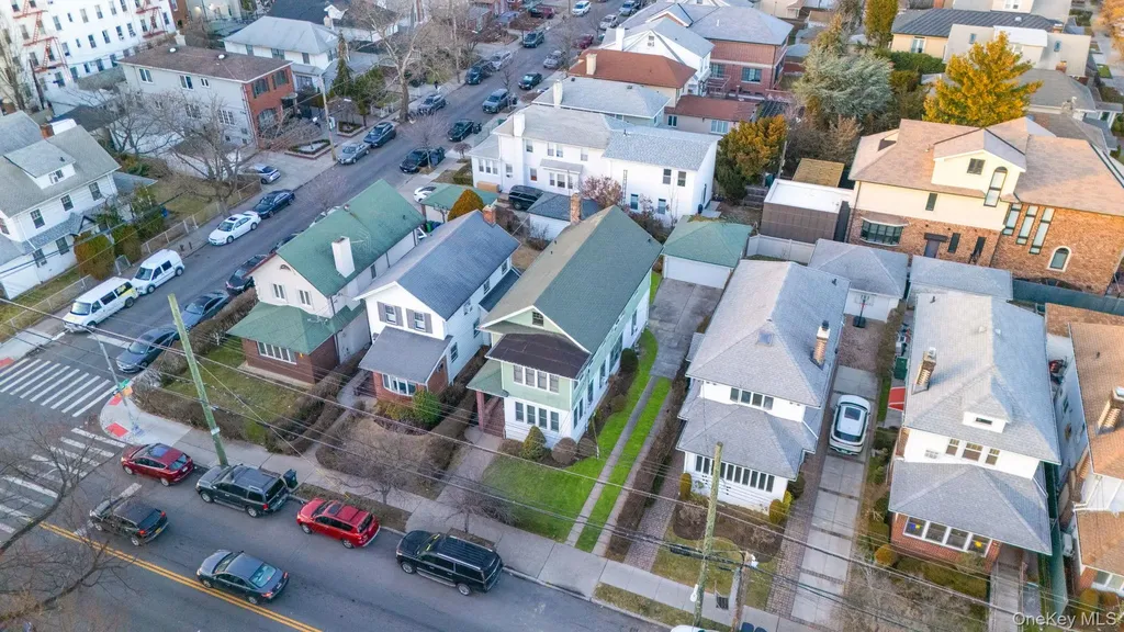 2109 Avenue R Brooklyn NY 11229