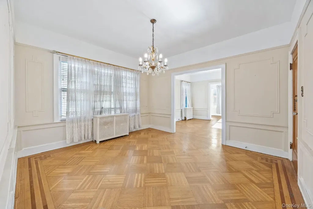 2109 Avenue R Brooklyn NY 11229