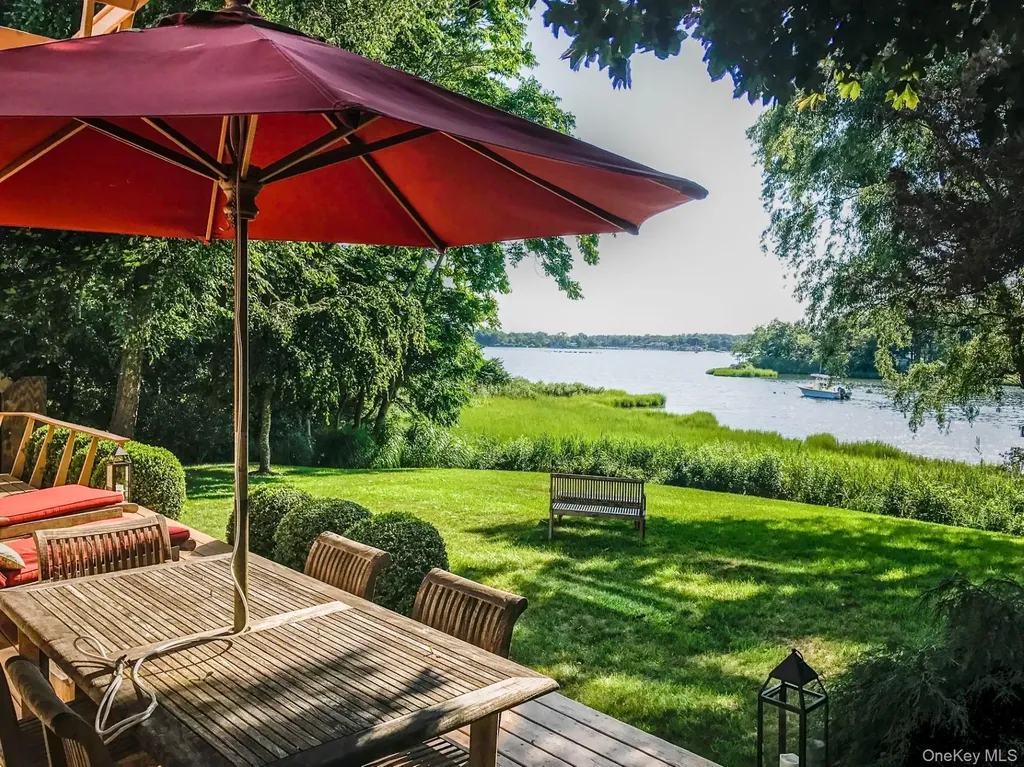 42 Towd Point Road Southampton NY 11968
