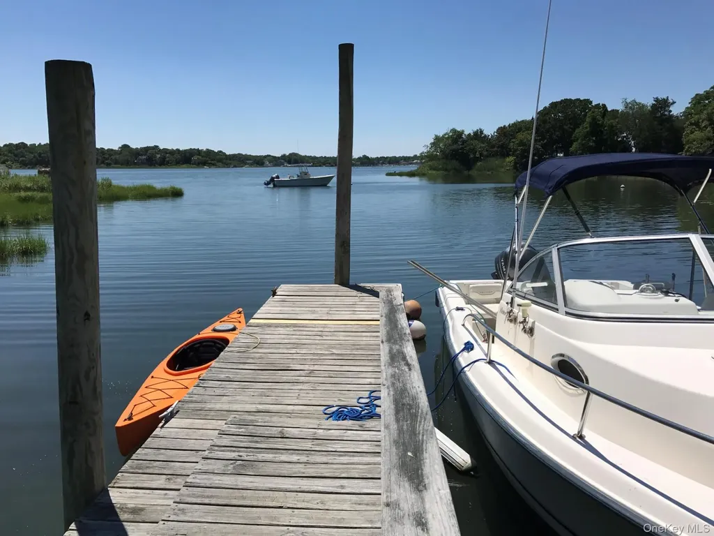 42 Towd Point Road Southampton NY 11968