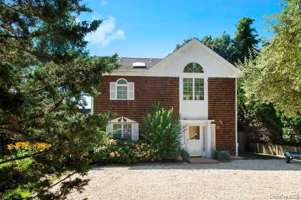 42 Towd Point Road Southampton NY 11968