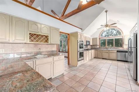 3200 Sound Drive Greenport NY 11944