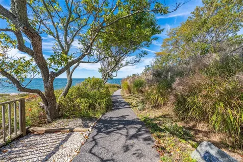 3200 Sound Drive Greenport NY 11944