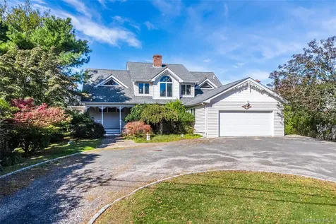 3200 Sound Drive Greenport NY 11944