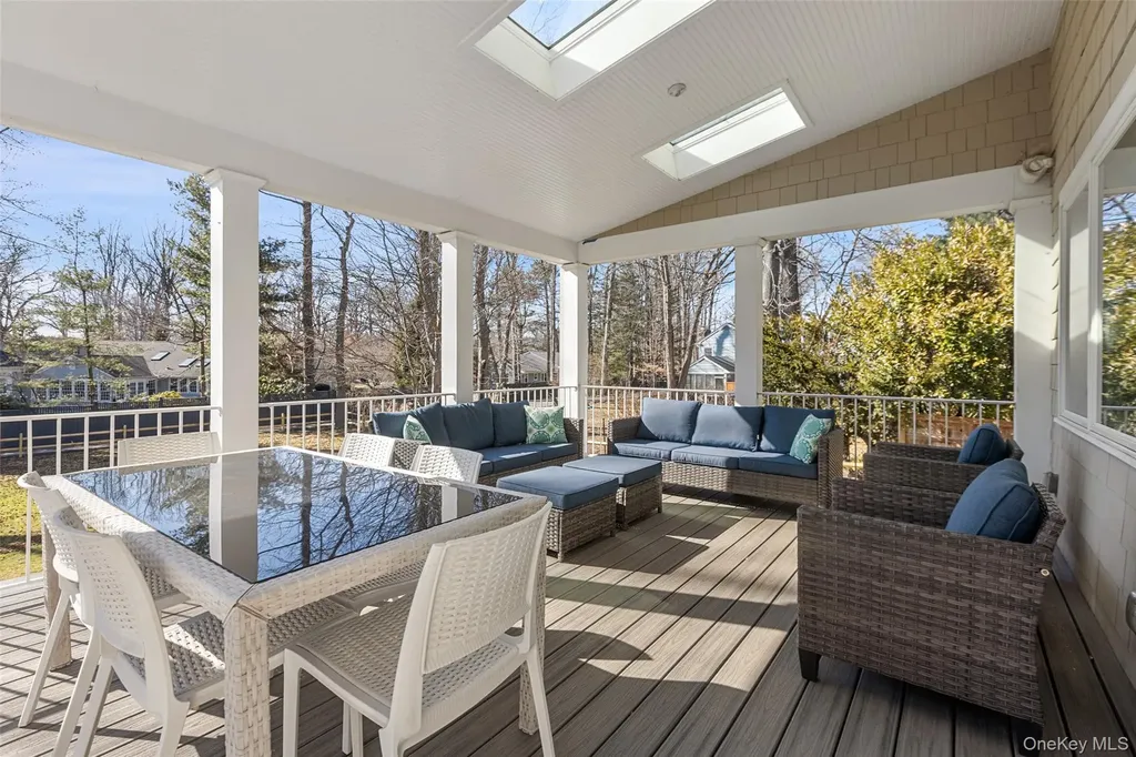 4 Trails End Rye NY 10580