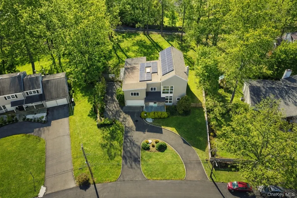 4 Trails End Rye NY 10580