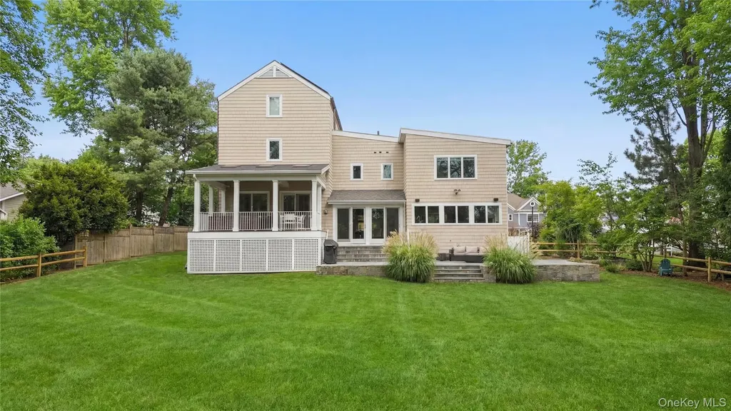 4 Trails End Rye NY 10580