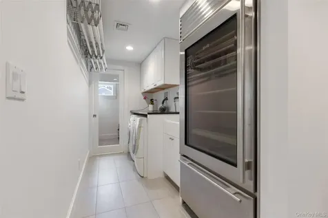 4 Trails End Rye NY 10580