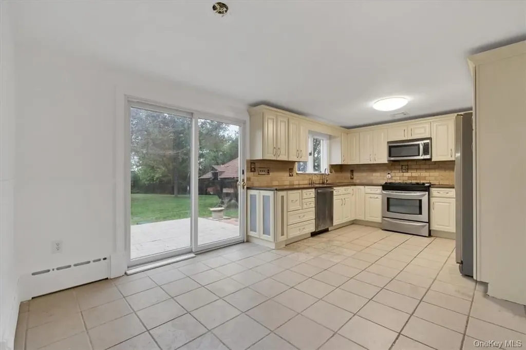 1467 Goshen Turnpike Middletown NY 10941