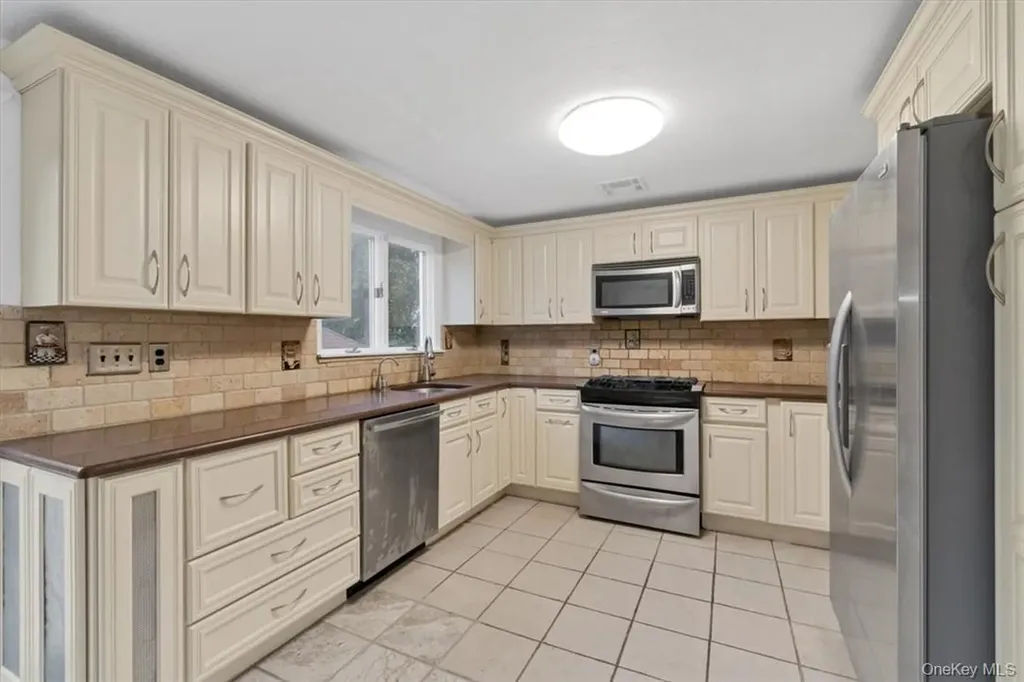 1467 Goshen Turnpike Middletown NY 10941