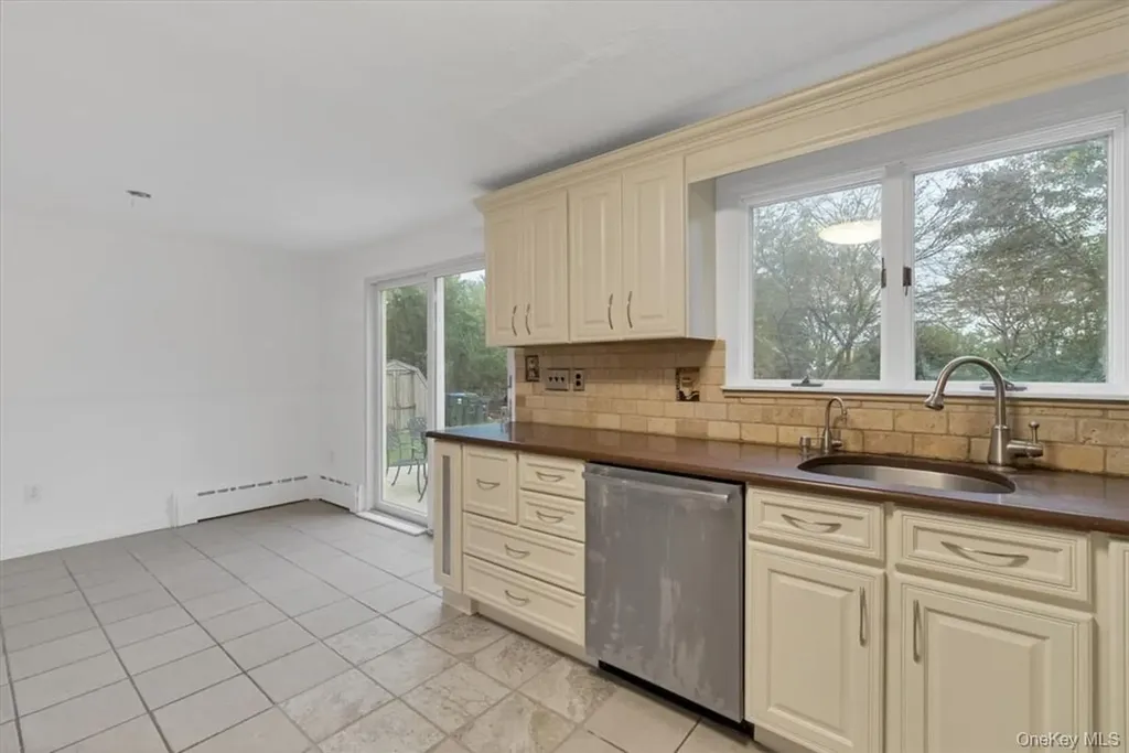 1467 Goshen Turnpike Middletown NY 10941