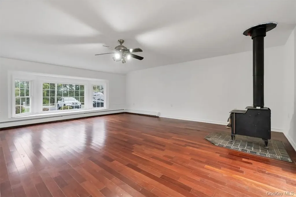 1467 Goshen Turnpike Middletown NY 10941