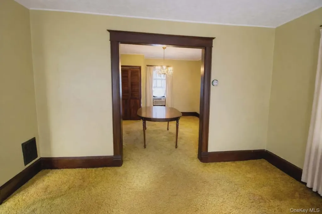 409 Baker Street Poughkeepsie NY 12603