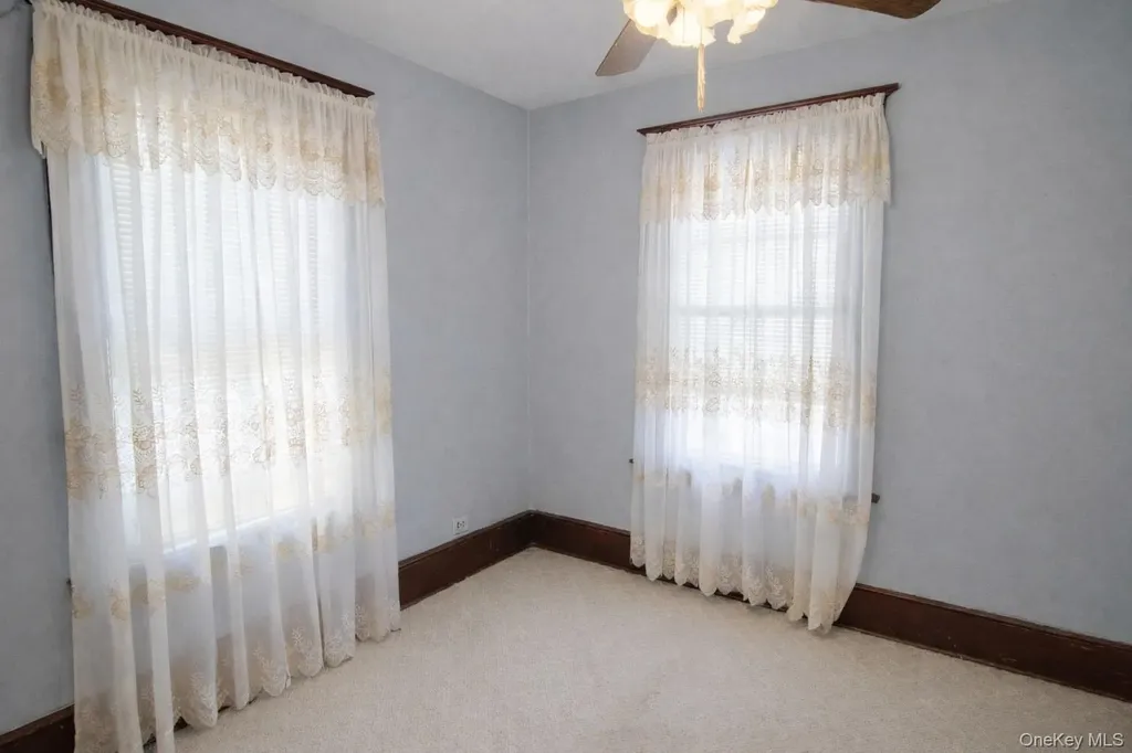 409 Baker Street Poughkeepsie NY 12603