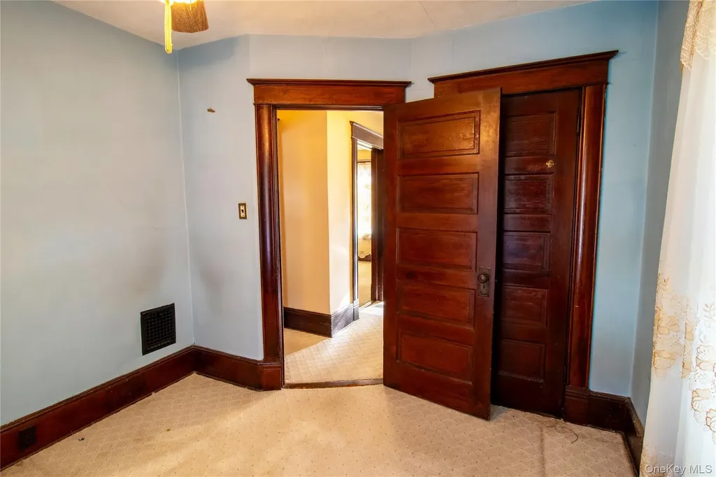 409 Baker Street Poughkeepsie NY 12603