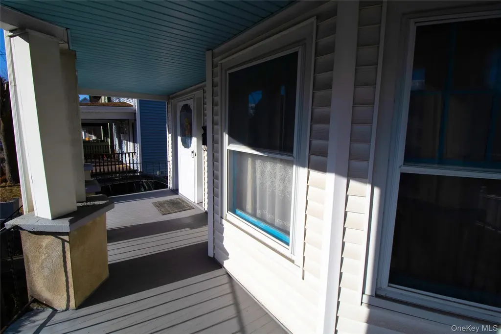 409 Baker Street Poughkeepsie NY 12603