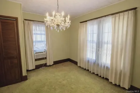409 Baker Street Poughkeepsie NY 12603