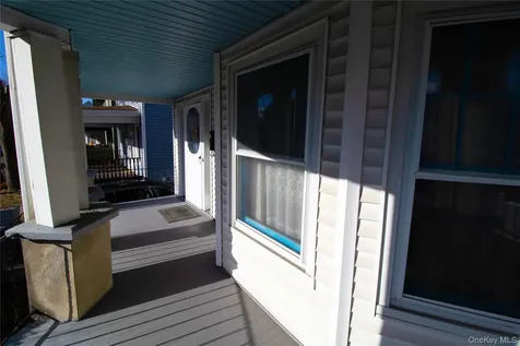 409 Baker Street Poughkeepsie NY 12603