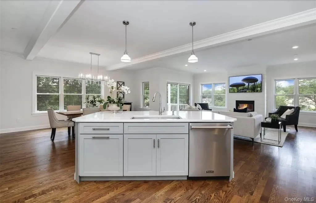 314 Boulder Ridge Road South Salem NY 10590
