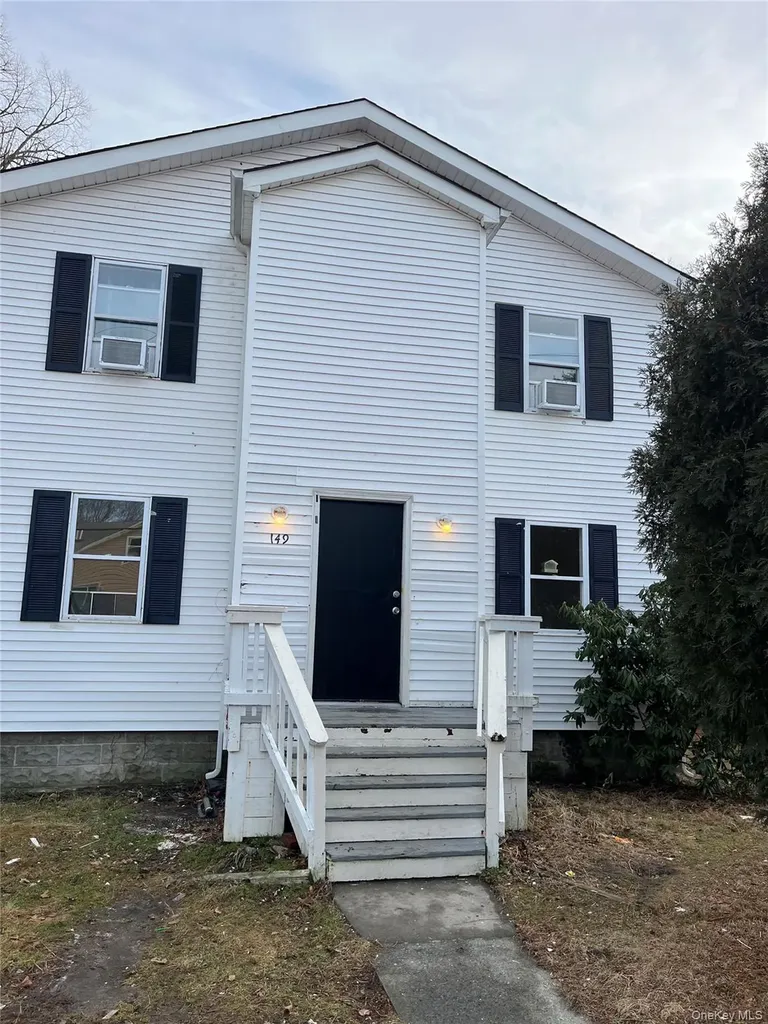 149 Washington Drive Mastic Beach NY 11951