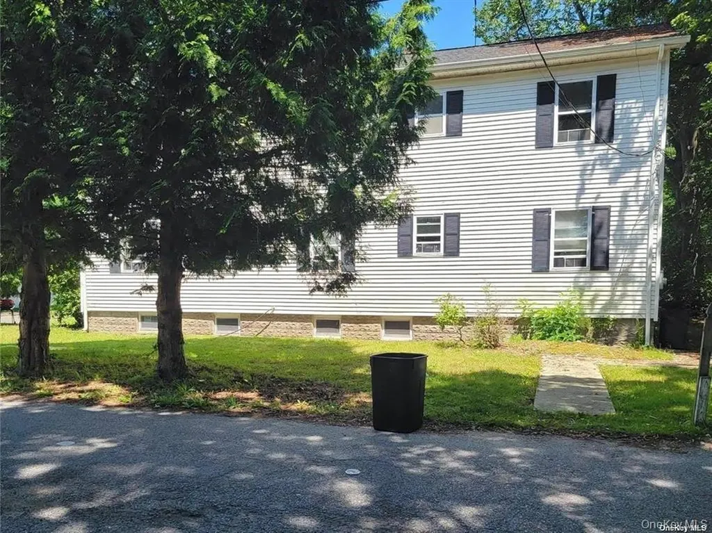 149 Washington Drive Mastic Beach NY 11951