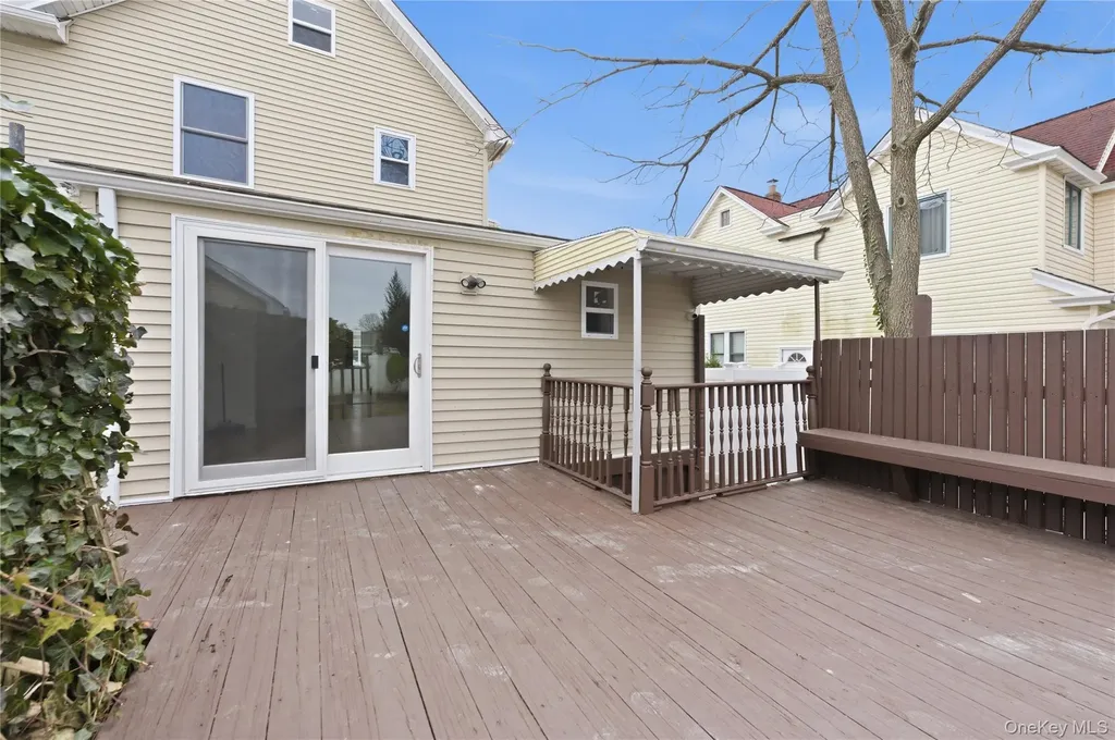 2984 Dorlon Place Baldwin NY 11510