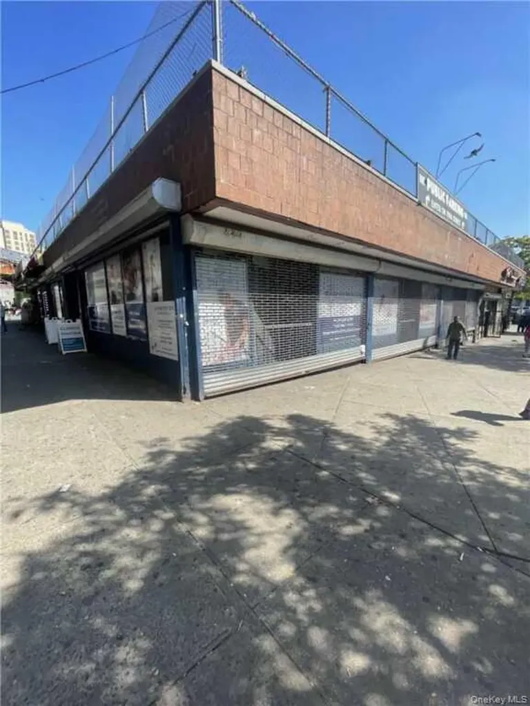 1055 E Tremont Avenue Bronx NY 10460