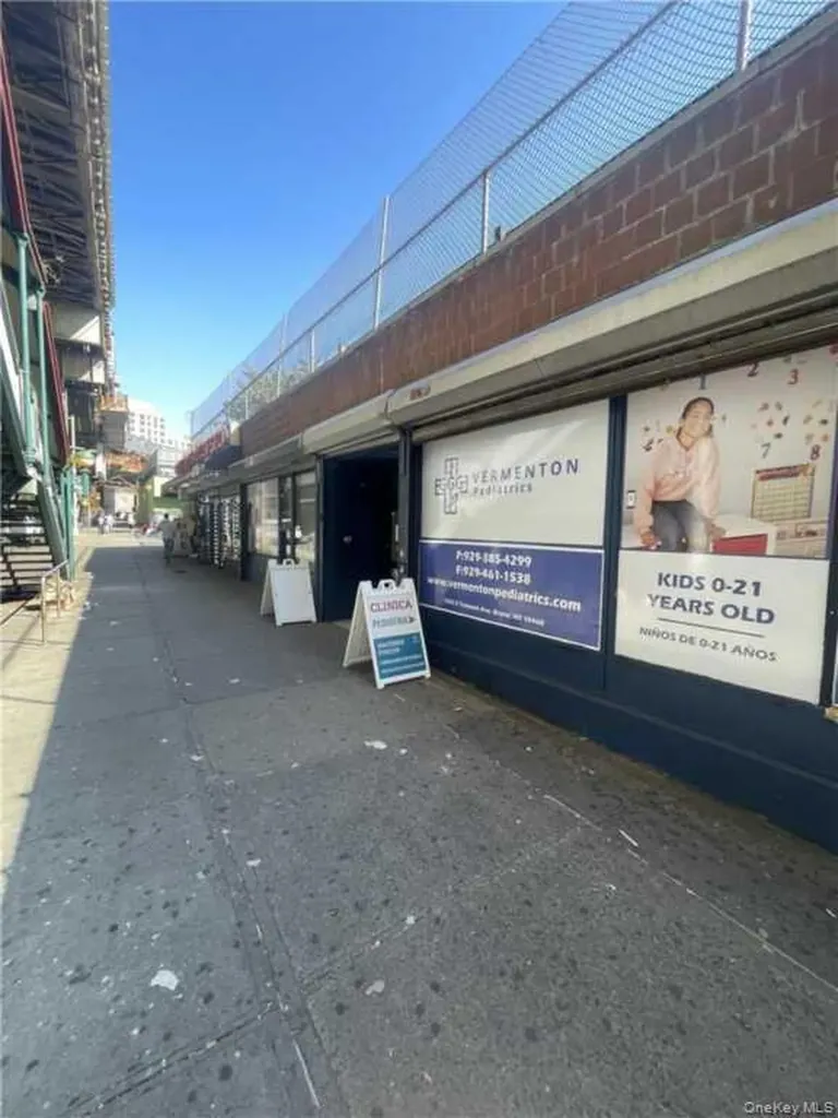 1055 E Tremont Avenue Bronx NY 10460