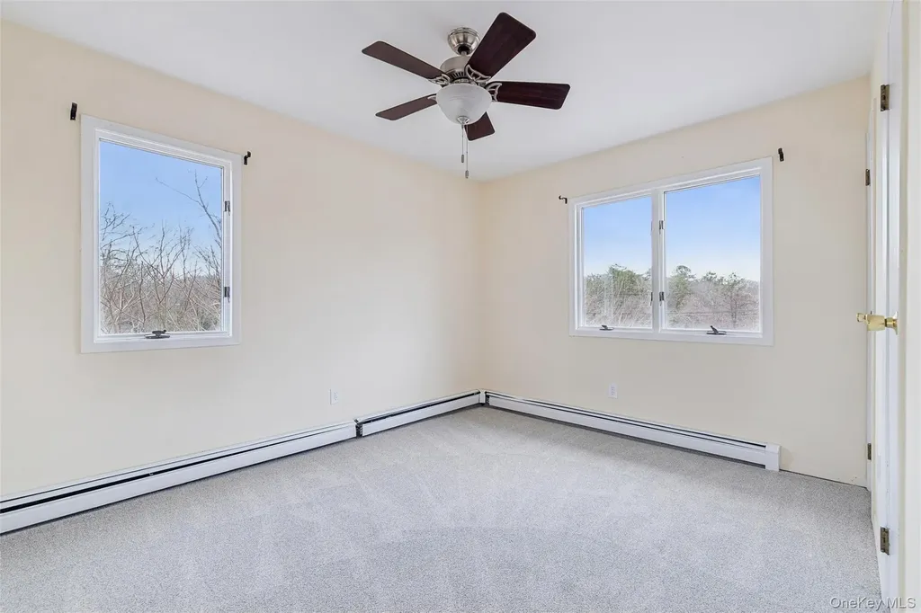 129 E Woodside Avenue Patchogue NY 11772