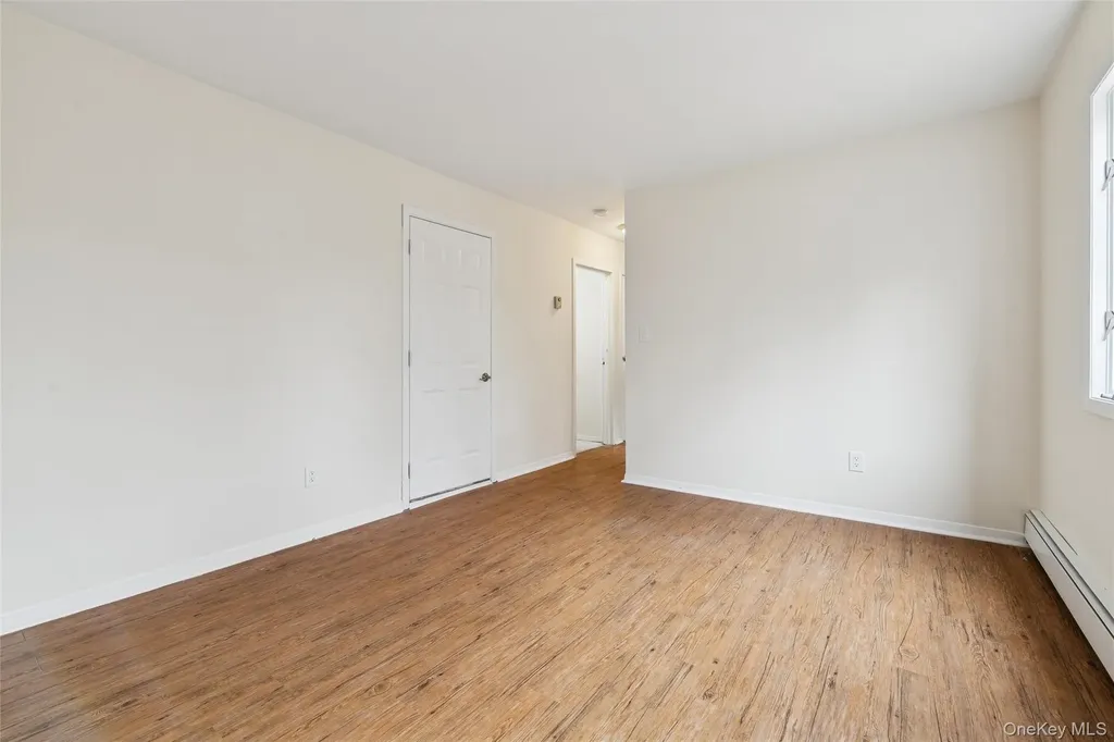 129 E Woodside Avenue Patchogue NY 11772