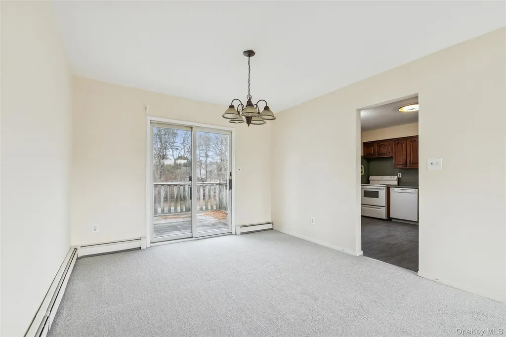129 E Woodside Avenue Patchogue NY 11772