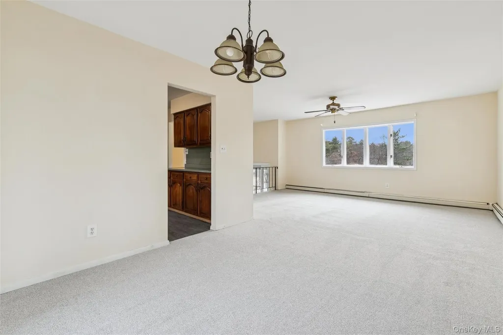129 E Woodside Avenue Patchogue NY 11772