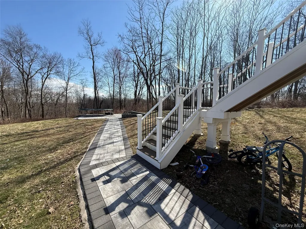 30 Copper Rock Road Walden NY 12586