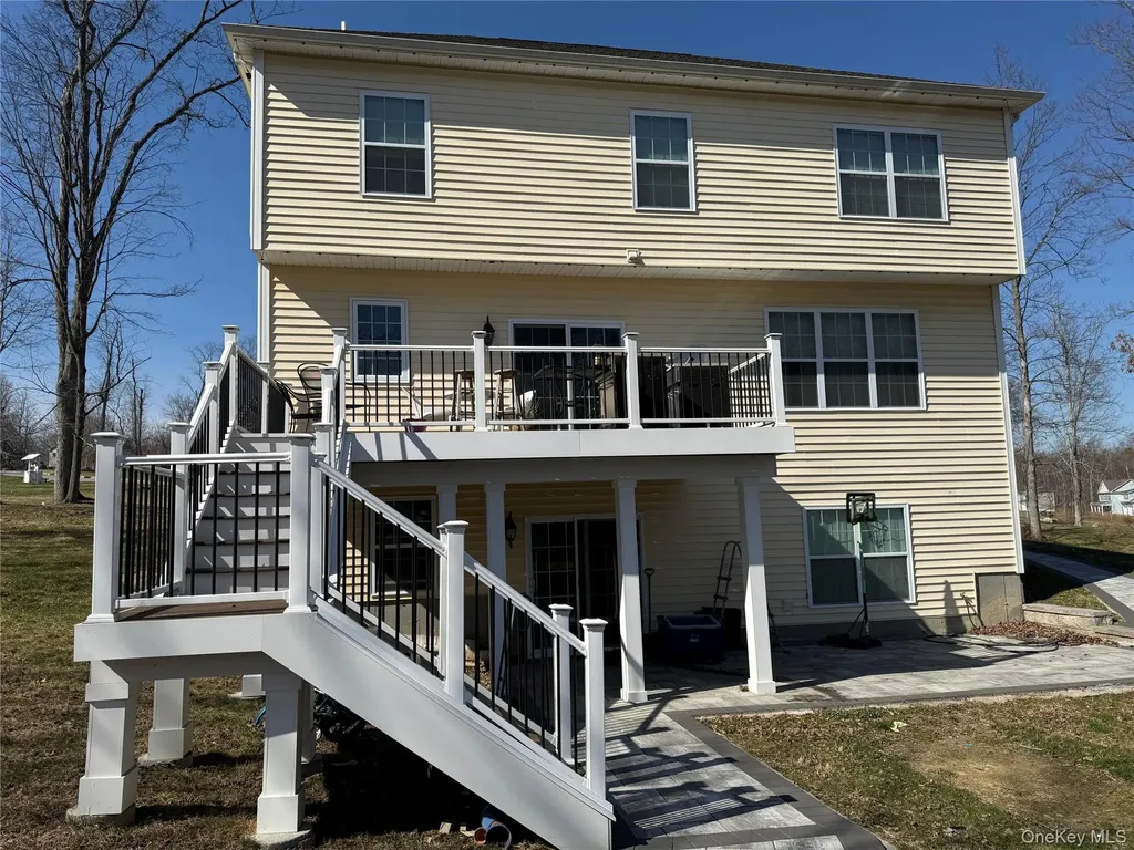 30 Copper Rock Road Walden NY 12586
