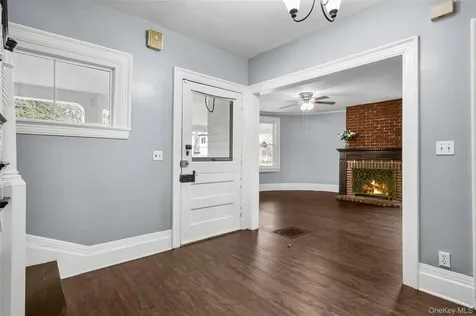 8 The Serpentine New Rochelle NY 10801