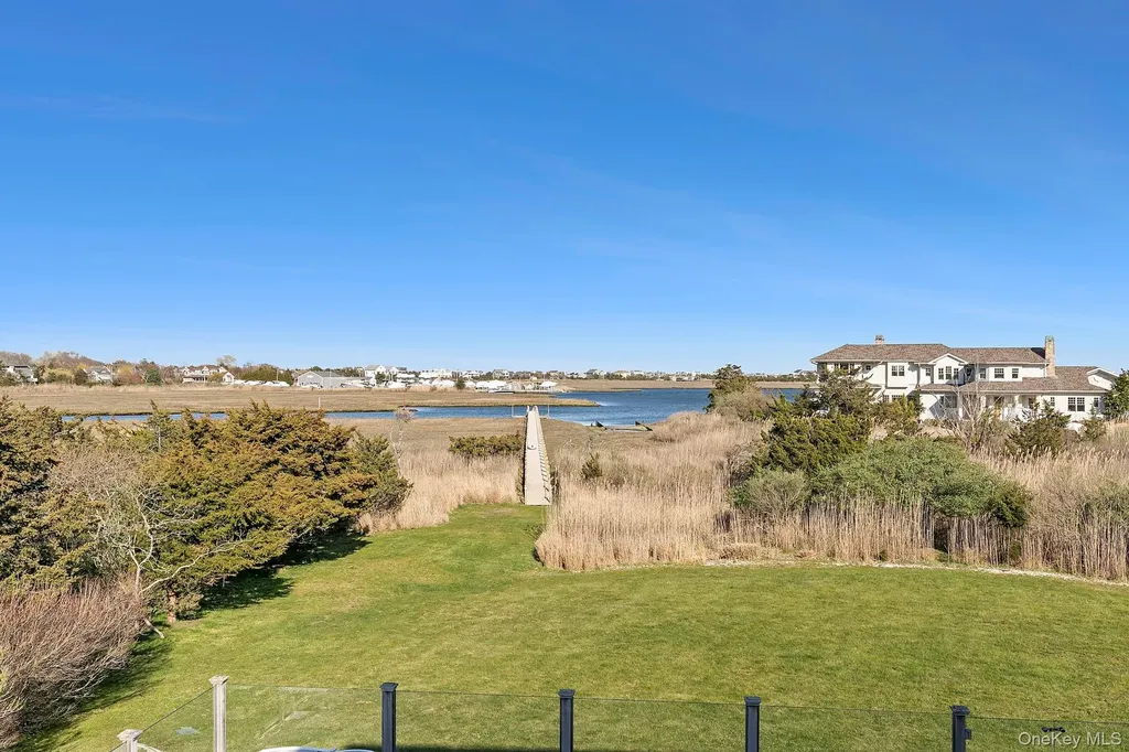 3 Old Meadow Bend Westhampton Beach NY 11978