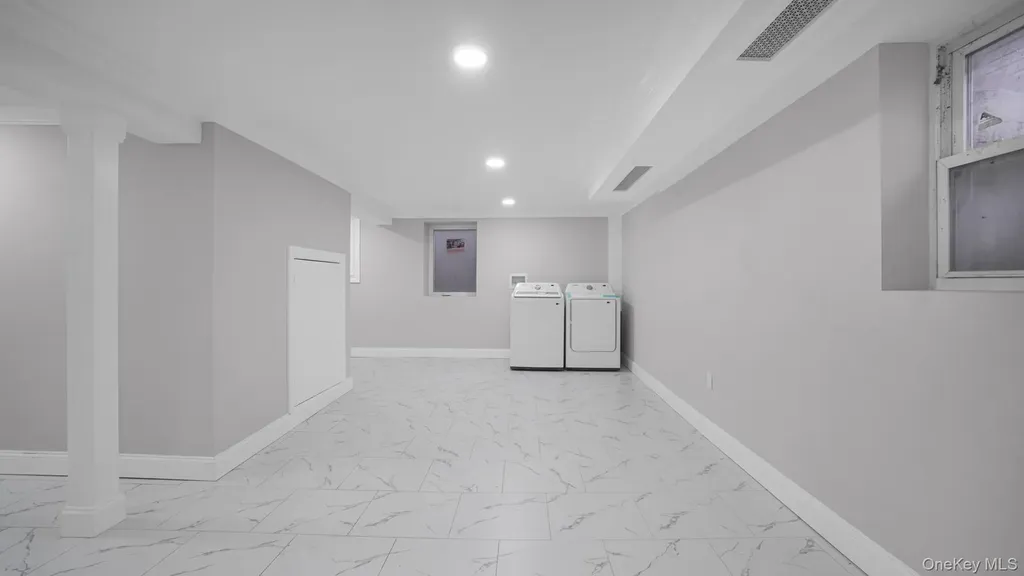 39 Acacia Avenue Hempstead NY 11550