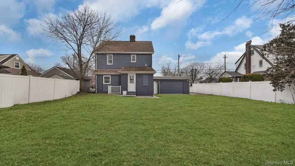 39 Acacia Avenue Hempstead NY 11550