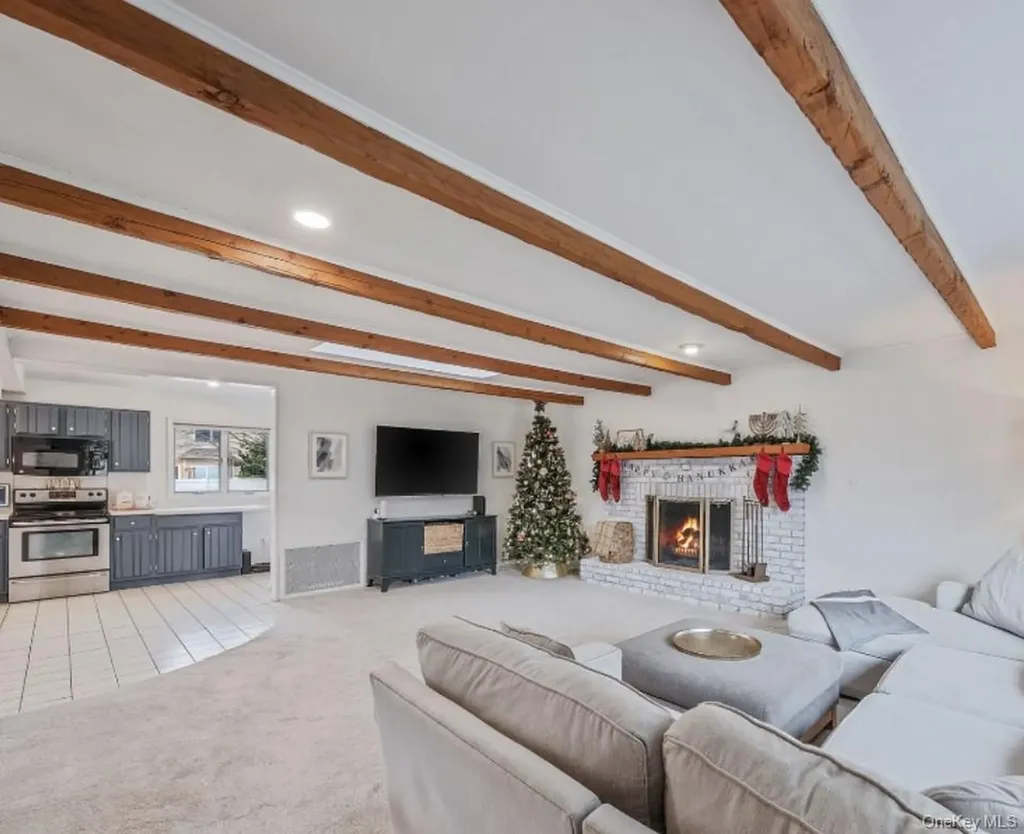 114 Monroe Avenue Patchogue NY 11772