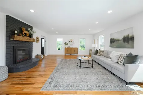 327 Hynes Road Poughquag NY 12570