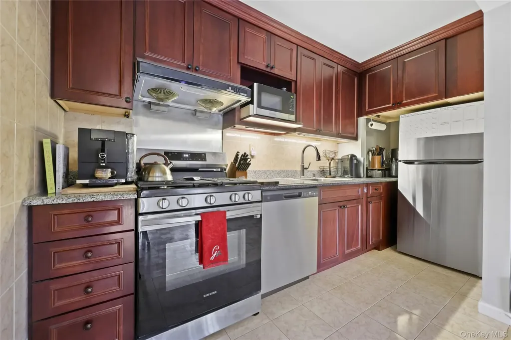 330 Central Avenue Scarsdale NY 10583