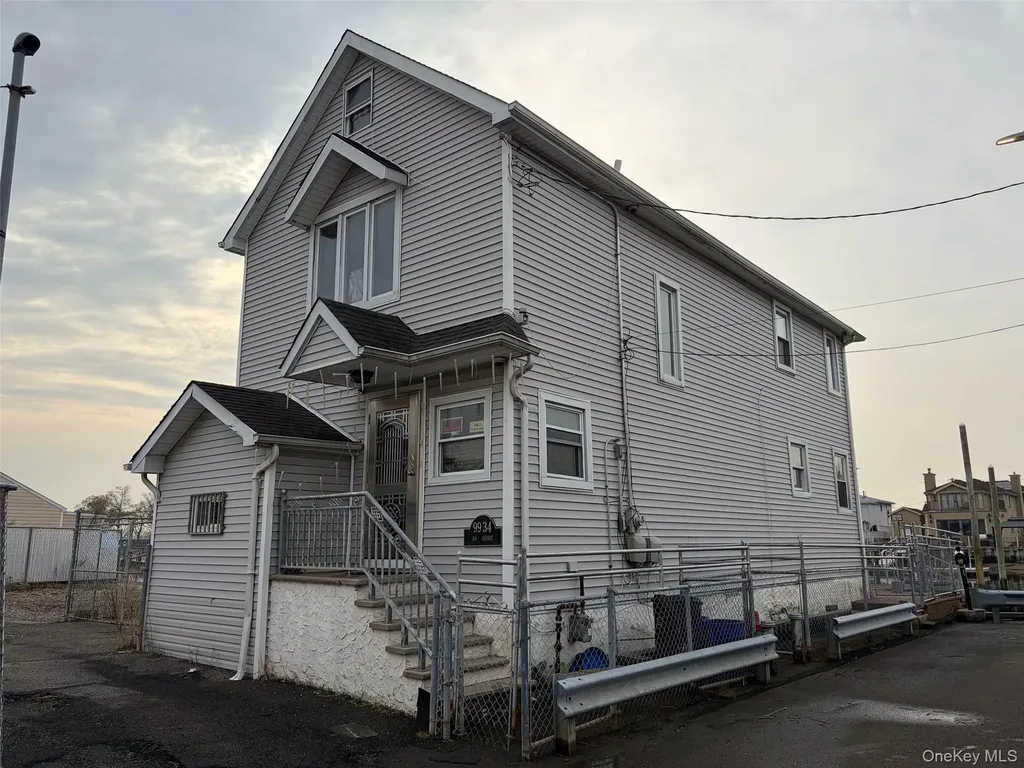 9934 164th Avenue Howard Beach NY 11414