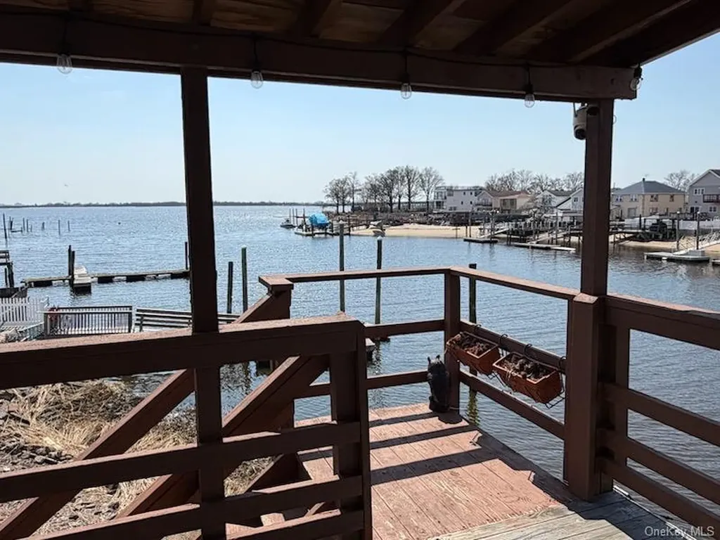 9934 164th Avenue Howard Beach NY 11414