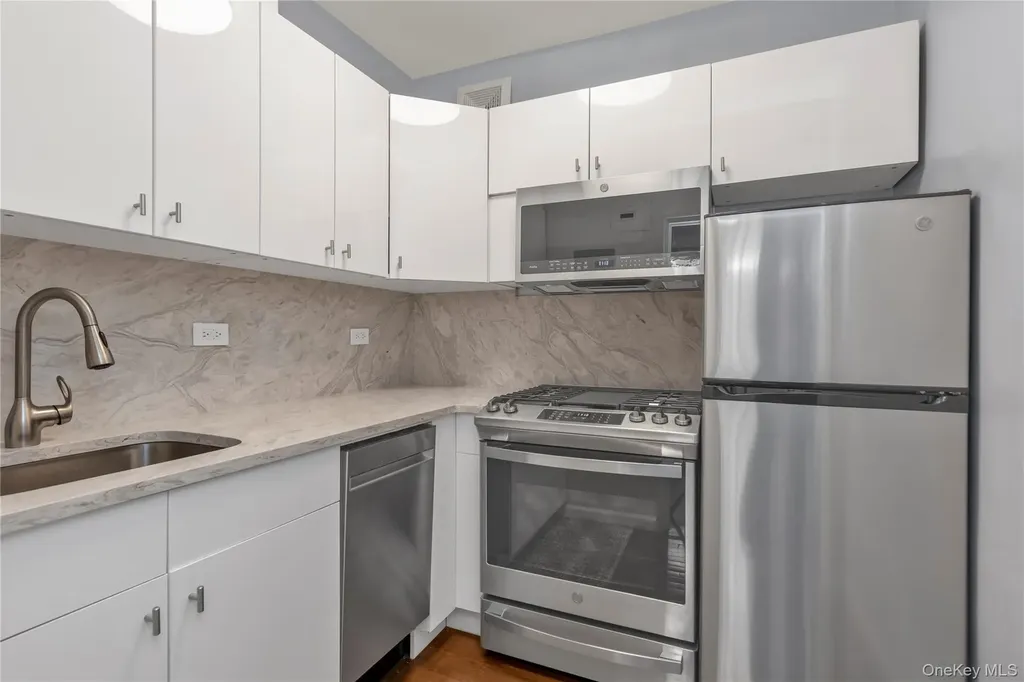 110-45 71st Road Forest Hills NY 11375