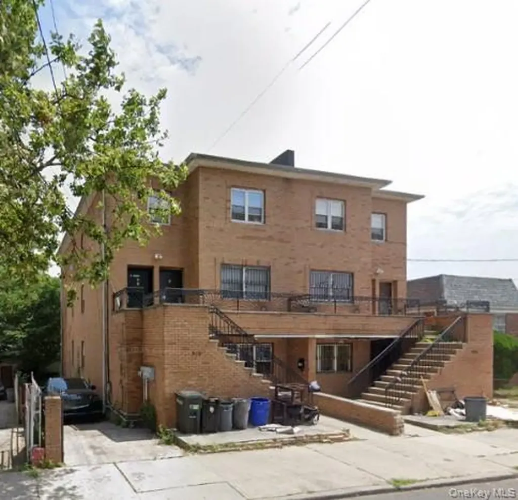 929 Cleveland Street Brooklyn NY 11208
