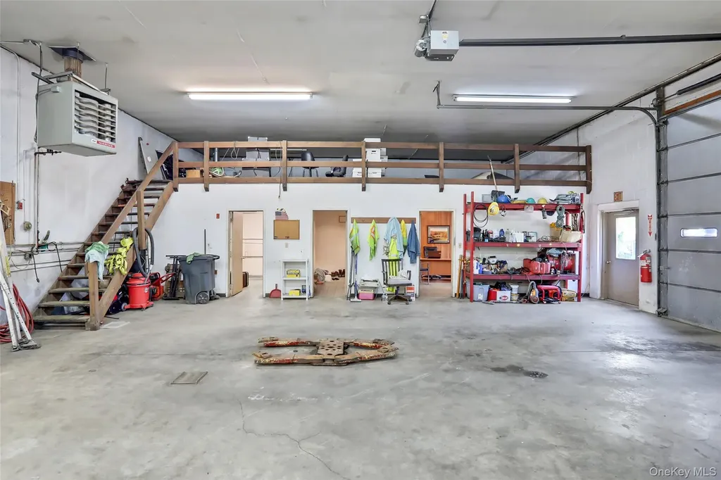 16 Sloop Hill Road New Windsor NY 12553