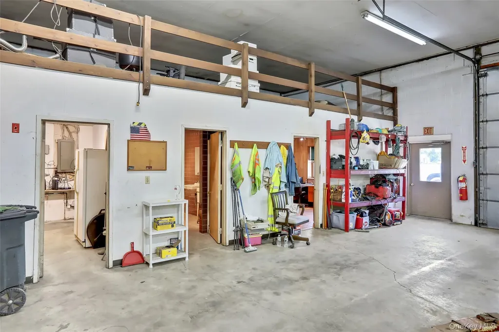 16 Sloop Hill Road New Windsor NY 12553